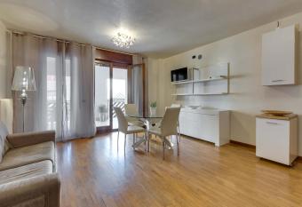 Quartiere Padova 2000 has Balcony rooms