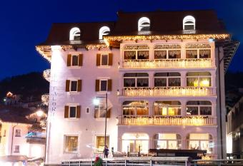 Hotel Faloria allows 18 year olds to book a room