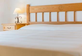 Villa Brigida allows 18 year olds to book a room