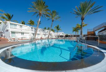 Plus Fariones Apartamentos has Balcony rooms