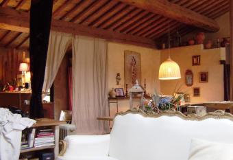 Loft Ecologique has Balcony rooms