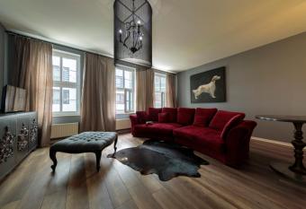 NeuWerk has Balcony rooms