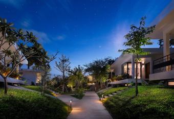 Hillocks Hotel & Spa allows 18 year olds to book a room