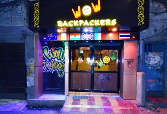 Wow Backpackers Hostel has Balcony rooms