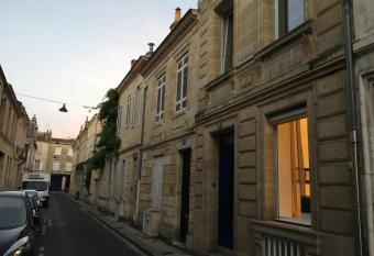 Le Saint Fort - Coeur de Bordeaux has Balcony rooms