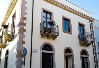 B&B Il Porticciolo Portoscuso allows 18 year olds to book a room