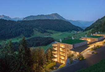 B  rgenstock Residences Suites allows 18 year olds to book a room