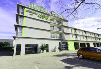 B&B HOTEL Perpignan Saleilles allows 18 year olds to book a room