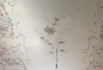 Marina Inn has Smoking/Balcony rooms