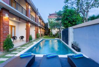 Kubu Bali Suites Seminyak has Balcony rooms