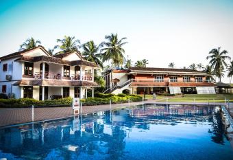 Nanu Beach Resort & Spa allows 18 year olds to book a room