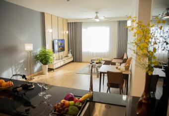 Pearl River Hotel has Balcony rooms