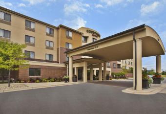 Courtyard by Marriott Madison West / Middleton allows 18 year olds to book a room