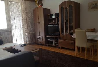 Apartment Zenica has Balcony rooms