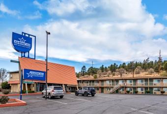 Americas Best Value Inn and Suites Flagstaff allows 18 year olds to book a room