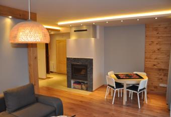 Apartament Stalowy Ko  cielisko Sywarne has Balcony rooms