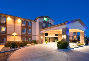Holiday Inn Express & Suites Casa Grande By IHG allows 18 year olds to book a room
