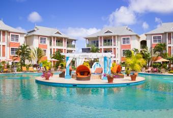 Bay Gardens Beach Resort & Spa allows 18 year olds to book a room