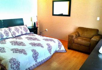 Casa Vista Magna has rooms with a private hot tub