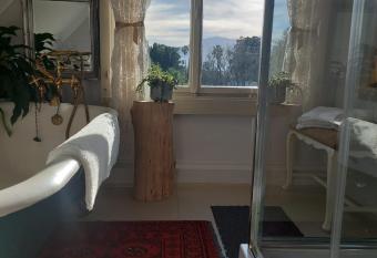 Kimi s Cottage has Balcony rooms