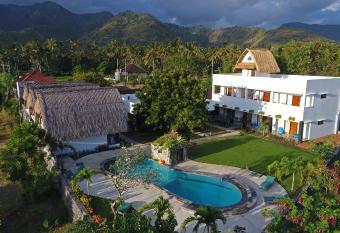 Bunga Laut Bungalow has Balcony rooms