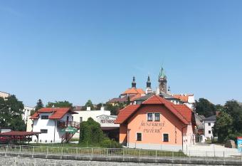 Penzion a restaurace U Strnada has Balcony rooms