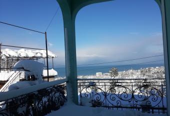 BIS-A Guesthouse has Balcony rooms