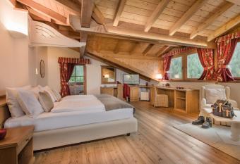 Bio Hotel Hermitage has Balcony rooms