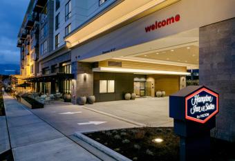 Hampton Inn & Suites by Hilton Seattle/Northgate has Balcony rooms