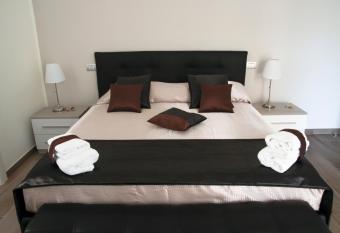 B&B Il Ritratto has Balcony rooms