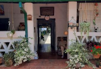 Mi Ranchito, Centro allows 18 year olds to book a room