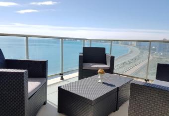 RentyPlus 201 - Manga del Mar Menor allows 18 year olds to book a room