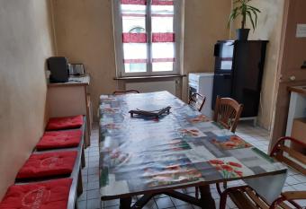 Gite  has Balcony rooms