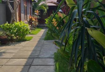 Griya Ayu Homestay Pemuteran has Balcony rooms