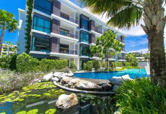 The Title Comfort Condotel has Balcony rooms