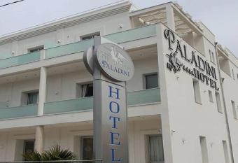 Hotel Paladini has Balcony rooms