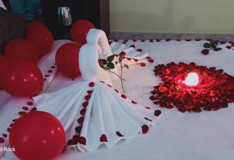 Hotel Hill Rock Goa allows 18 year olds to book a room