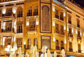 Royal Victoria - Ex British Embassy has Balcony rooms