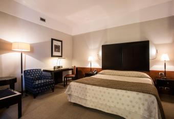 FlyOn Hotel & Conference Center has Balcony rooms