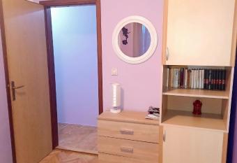 Lovely home Bijeljina Centar grada - rent a car automatic allows 18 year olds to book a room