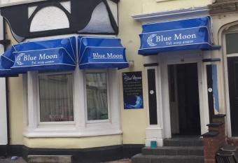The Blue Moon allows 18 year olds to book a room