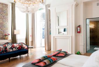 Boutique Hotel De Salon has Balcony rooms