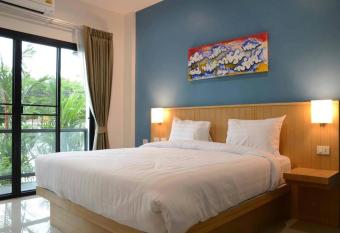 S2 Airport Residence has Balcony rooms