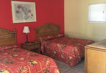 Shelton Motel has Smoking rooms