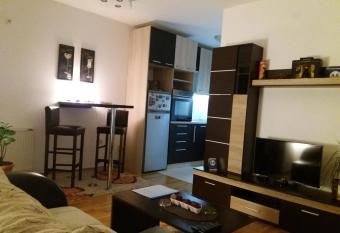 Beautiful apartman allows 18 year olds to book a room