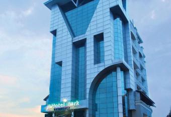 Hotel Park Residency, Kakkanad has Balcony rooms