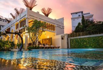 The Night Hotel has Balcony rooms