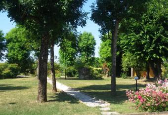 B&B La Vigna di Federico has Balcony rooms