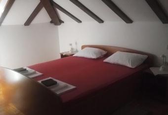 Apartman u Mo    eni  koj Dragi has Balcony rooms