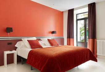 Don Cecilio Guesthouse (Centro) allows 18 year olds to book a room